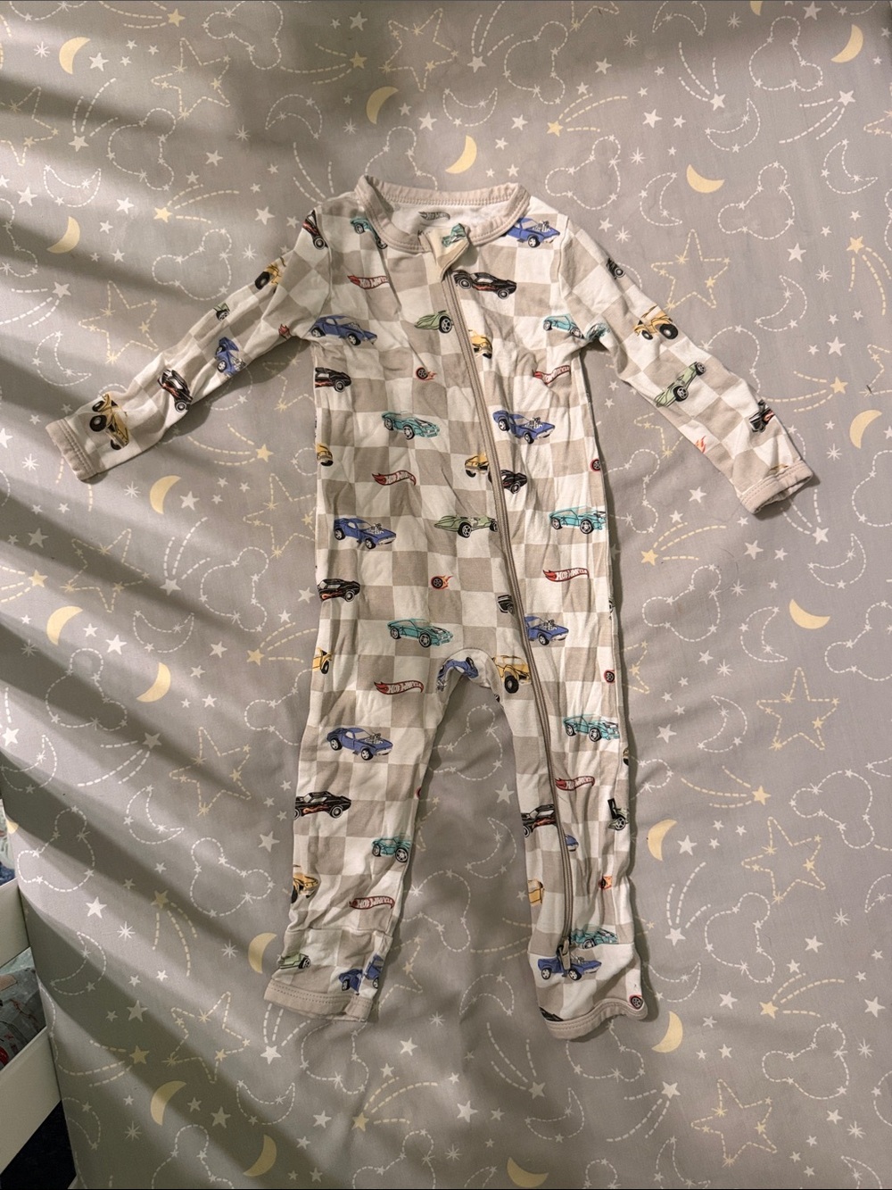 Kyte Baby Hot Wheels White One-Piece Pajamas